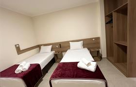 Quarto Duplo Cama Solteiro do Hotel Internacional Guarulhos