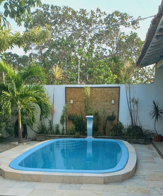 piscina2jpeg.jpg
