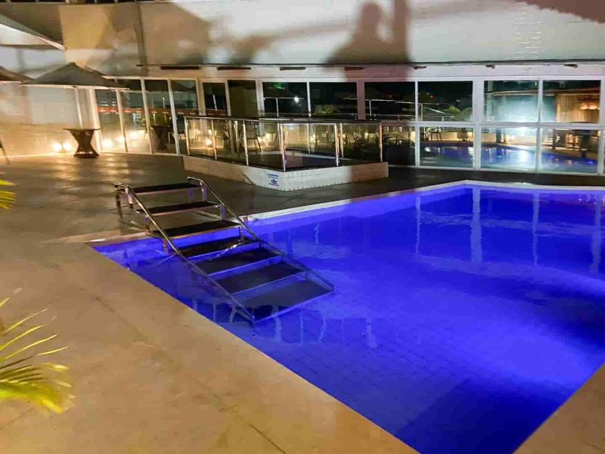 foto piscina e bar 04_11zon.jpg
