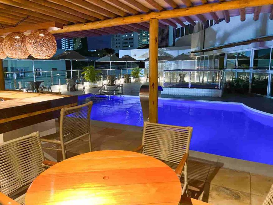 foto piscina e bar 05_11zon.jpg