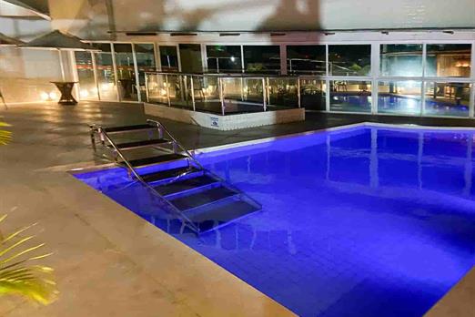 foto piscina e bar 04_11zon.jpg