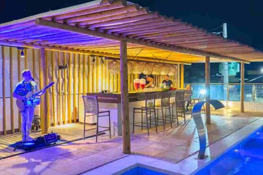 foto piscina e bar 011_11zon_11zon (1).jpg