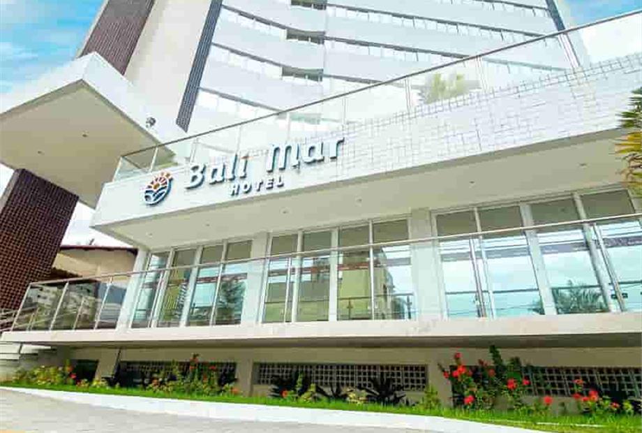 foto fachada 01 (1)_11zon.jpg