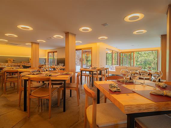 foto restaurante 2.jpg