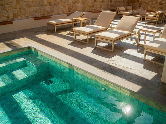 foto piscina 3.jpg