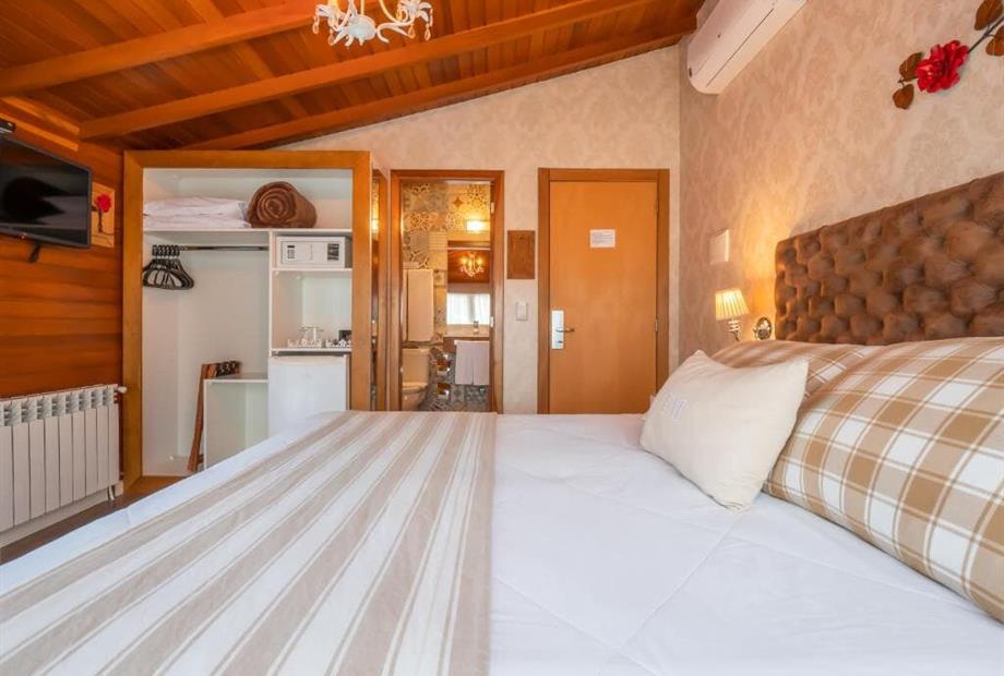 Quarto Duplo Luxo-4.jpg