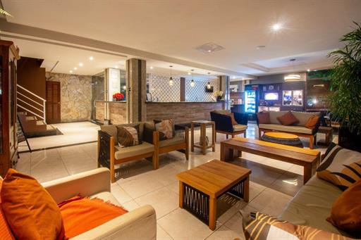 experience lobby (3).jpg