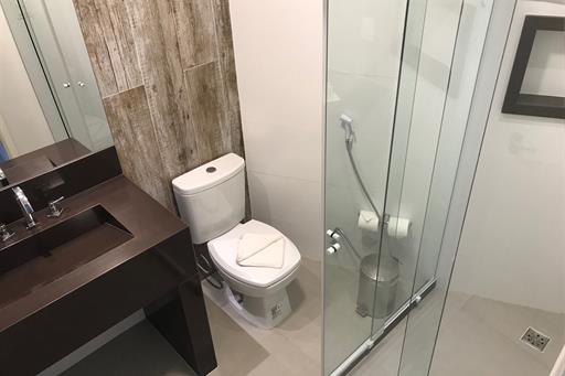 banheiro omnibees.jpg