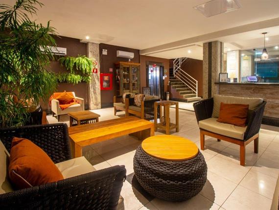 experience lobby (4).jpg
