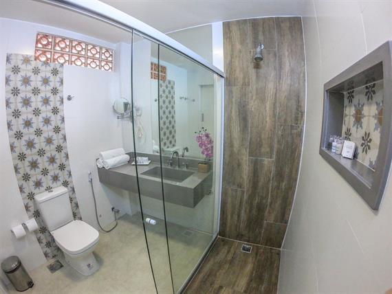 Banheiro Standard, Superior e Familys 1.jpg