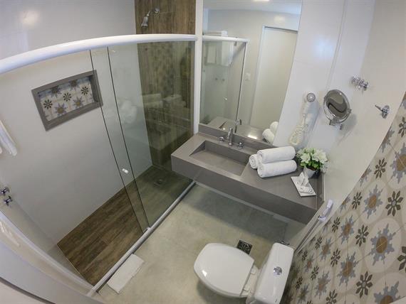 Banheiro Standard, Superior e Familys 2.jpg