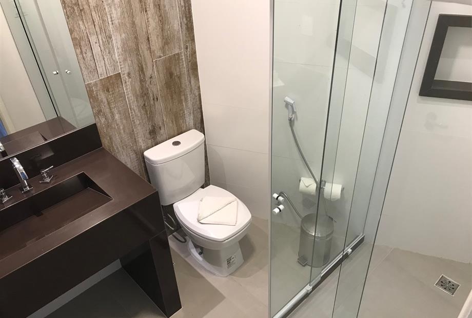 banheiro omnibees.jpg