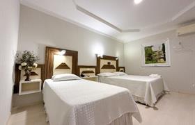APTO 1 CAMA CASAL + 1 SOLTEIRO do Grande Hotel Paranavaí