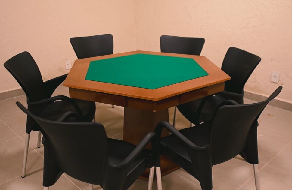 mesa de baralho.jpg