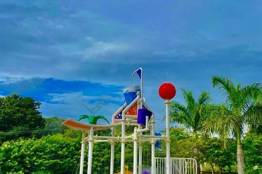 piscina infantil.jpg