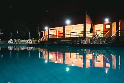 piscinas noturna 4.jpg