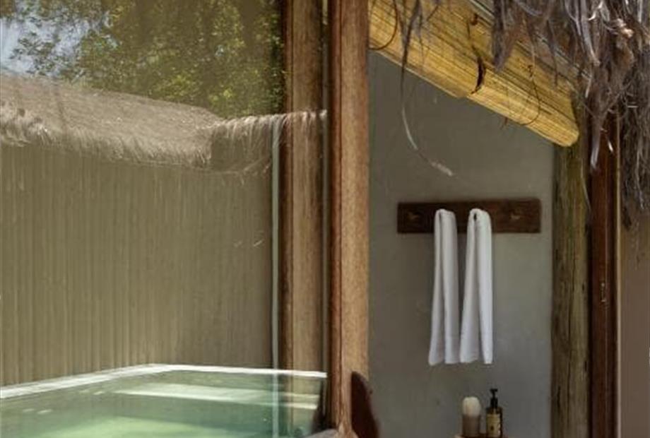 11Suíte com Piscina Privativa-12.jpg