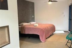 Suíte Master Casal com Hidromassagem e Varanda