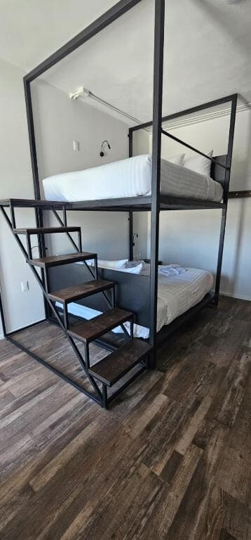Pop Duo - Quarto Duplo com 2 Camas de Casal-5.jpg