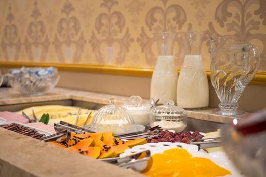 buffet café - chocoland-4.jpg