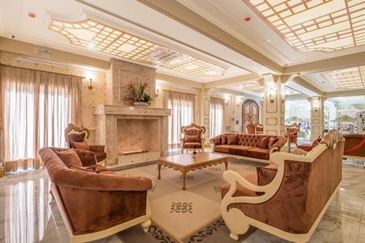 lobby - chocoland-3.jpg