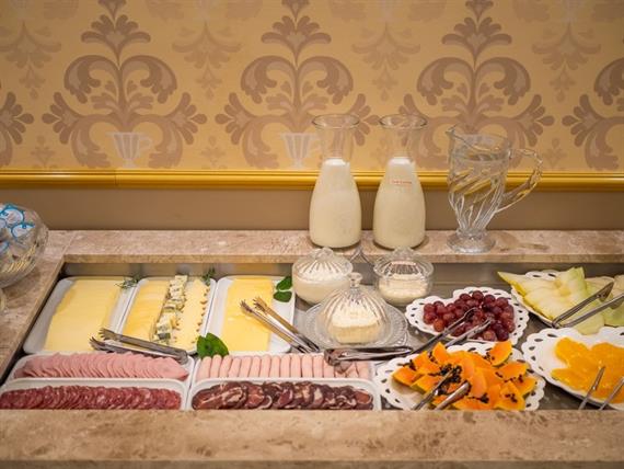 buffet café - chocoland-3.jpg