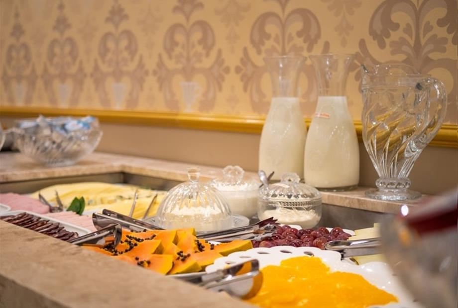 buffet café - chocoland-4.jpg