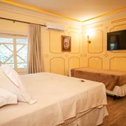 SUÍTE BOMBOM FAMILIA / Prédio Anexo