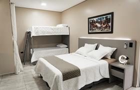 Quarto Quadruplo sem Sacada do MD Recanto Hotel