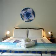 Quarto Triplo com Vista do Jardim