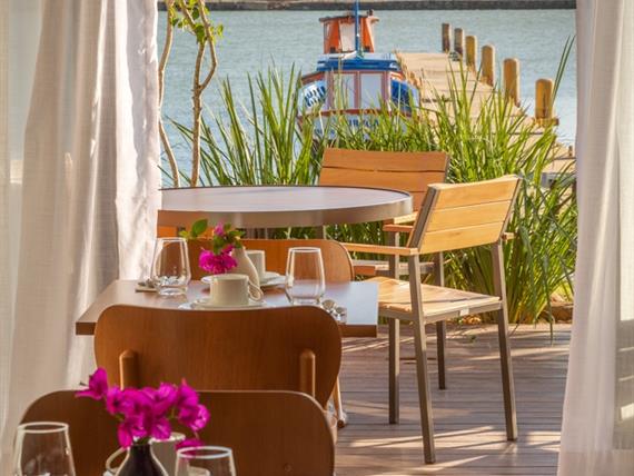 foto 55 - cooffe shop vista marina.jpg