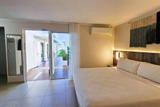 aruba boutique18.jpg