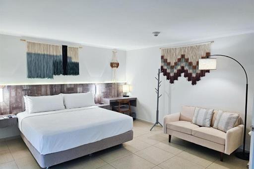 aruba boutique39.jpg