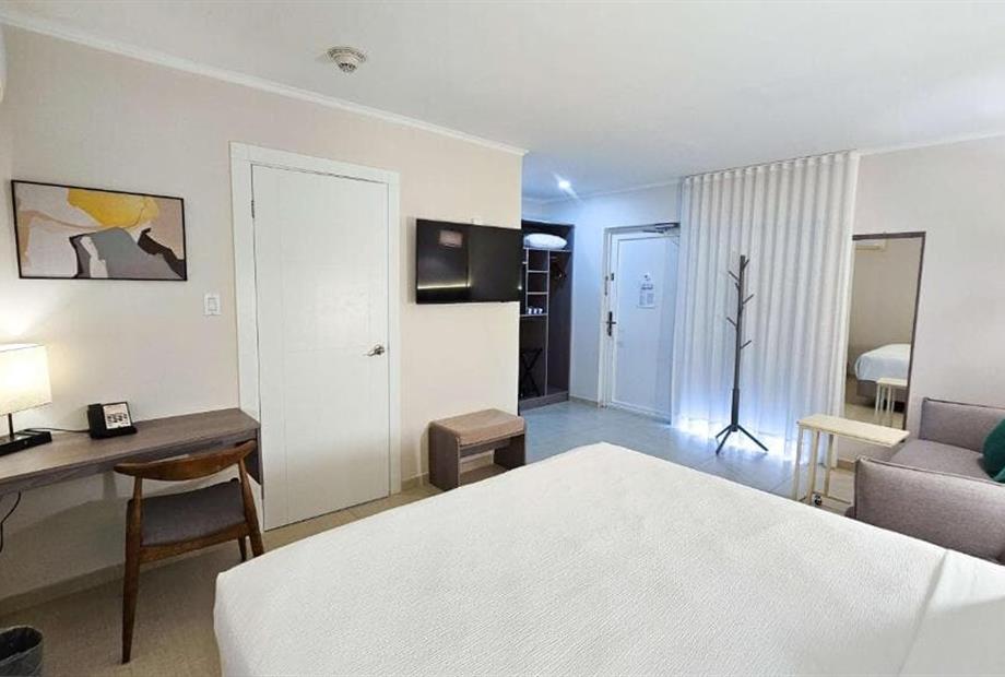 aruba boutique12.jpg