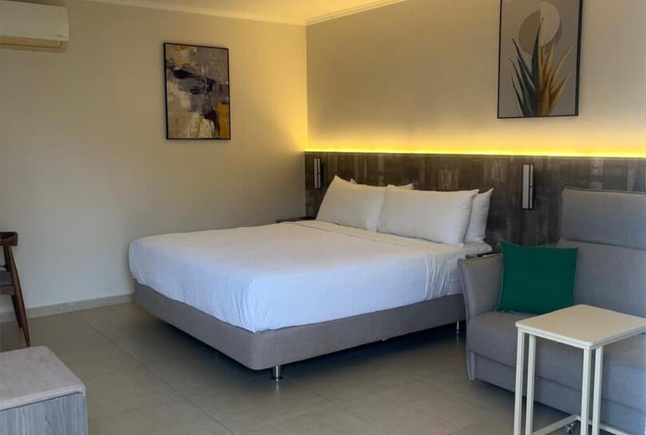 whatsapp image 2025-01-09 at 10.53.08 am (7).jpeg