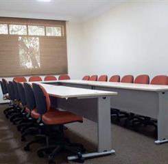 business louveira (11) (2).jpg