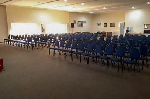 business louveira (6) (2).jpg