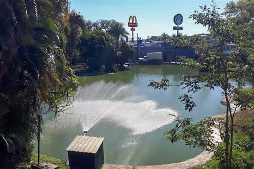 business louveira (4) (2).jpg