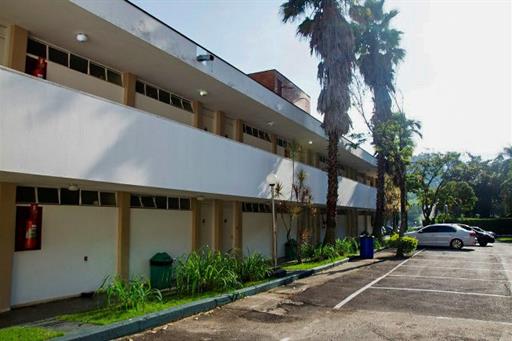 business louveira (12) (1).jpg