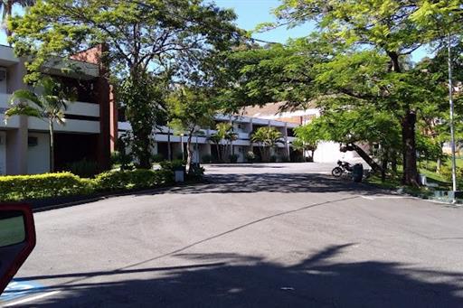 business louveira6 (1).jpg