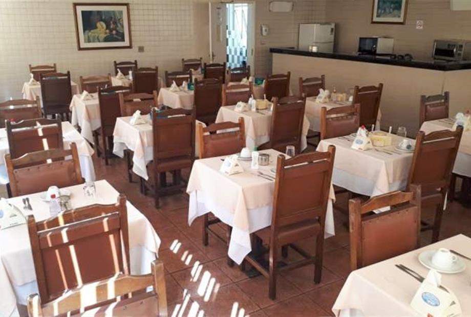 business louveira (3) (2).jpg