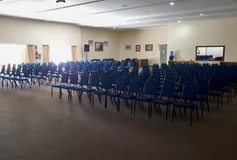 business louveira (8) (2).jpg