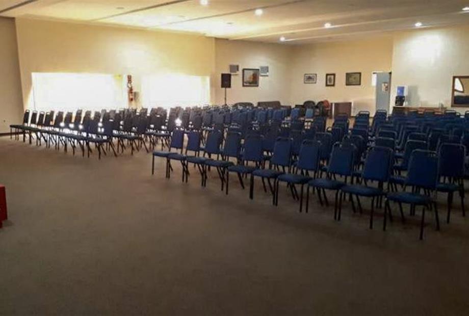 business louveira (6) (2).jpg