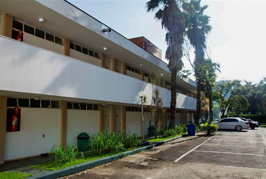 business louveira (12) (1).jpg