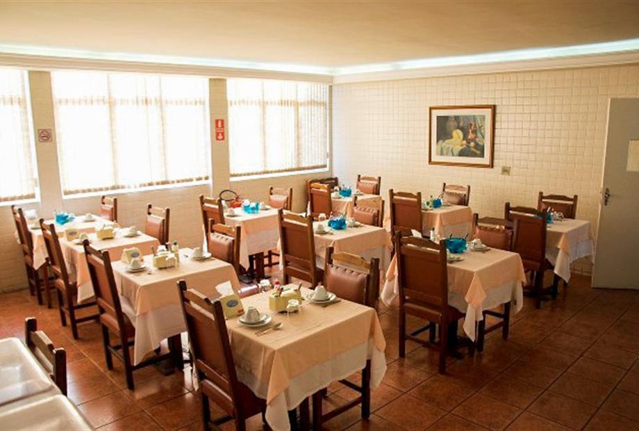 business louveira (20) (1).jpg