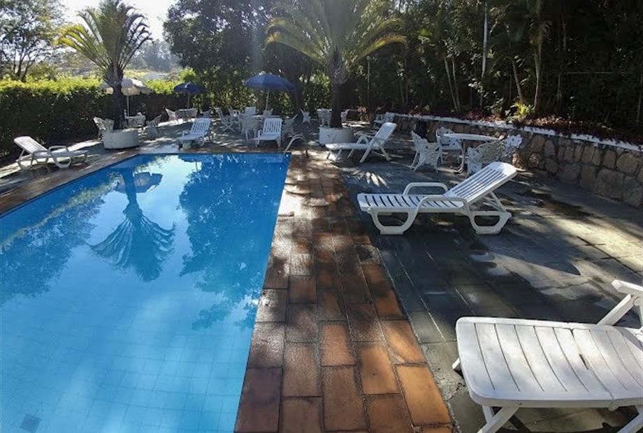 business louveira4 (1).jpg