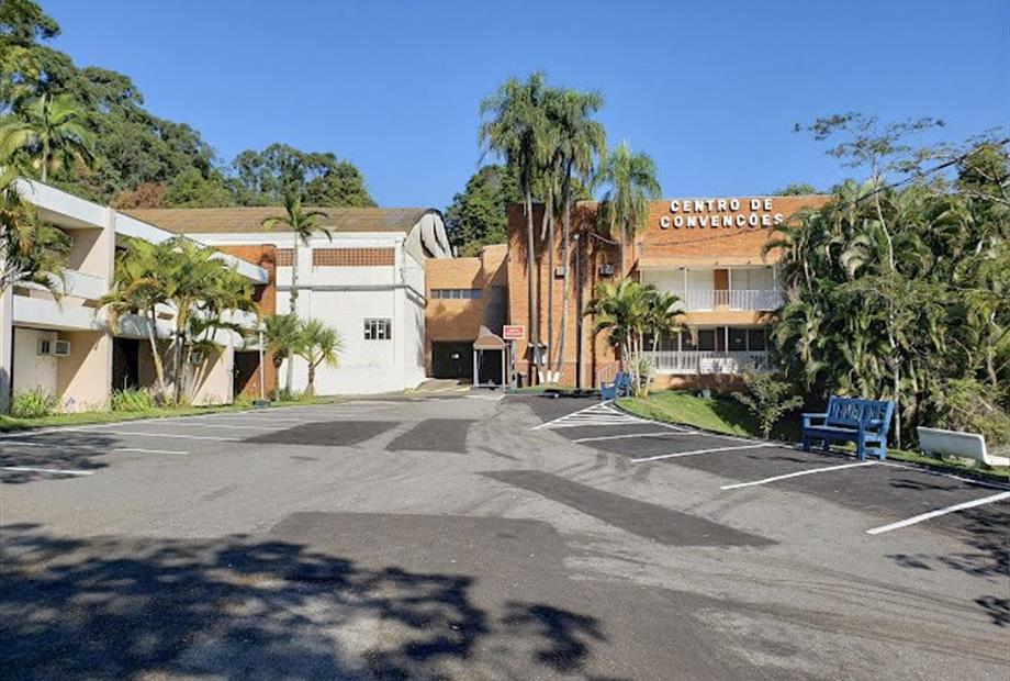 business louveira15 (1).jpg