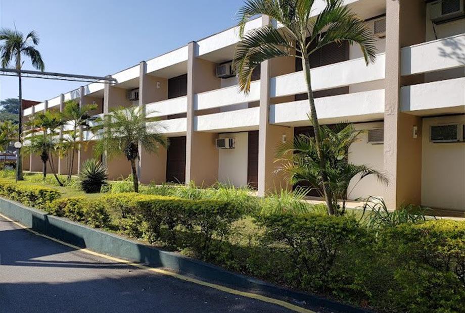 business louveira18 (1).jpg