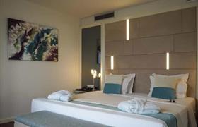 The Master (Suite) Sea View do The ONE Grand Hotel da Póvoa
