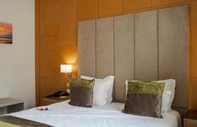 The Accessible Twin/Double City View do The ONE Grand Hotel da Póvoa